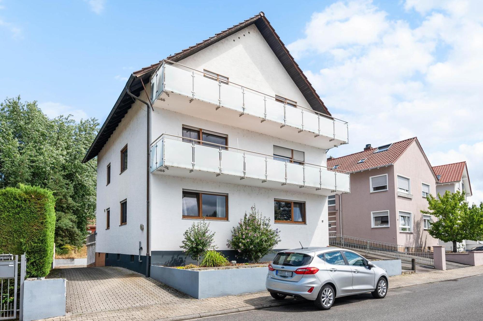 Ruhiges Und Zentrales Apartment In Huettenfeld Lampertheim Exterior foto